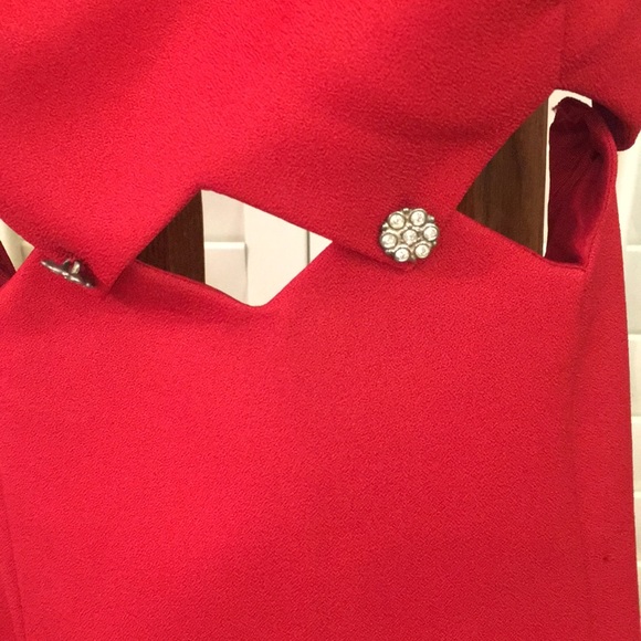 Cherry red formal dress - Picture 5 of 5